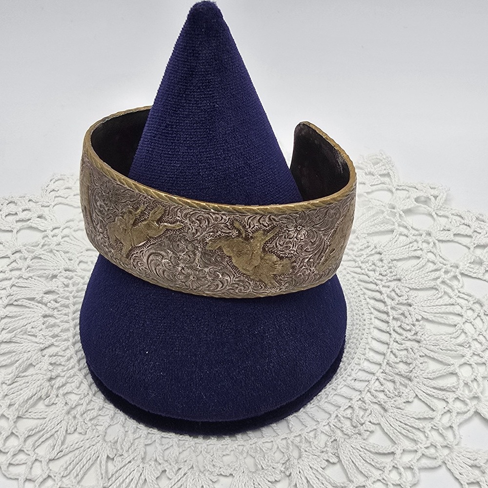 Vintage Crumrine Mfg Western Cuff Bracelet Gold Silver Tone Rodeo Equestrian 6.5